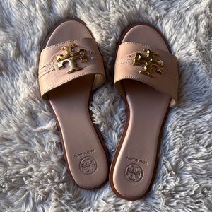 Tory Burch flats/sandals